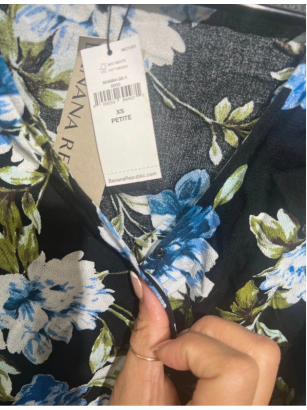Banana Republic Ecovero 3/4 Sleeves Wrap Floral Summer Top Blouse size XS - Picture 6 of 12